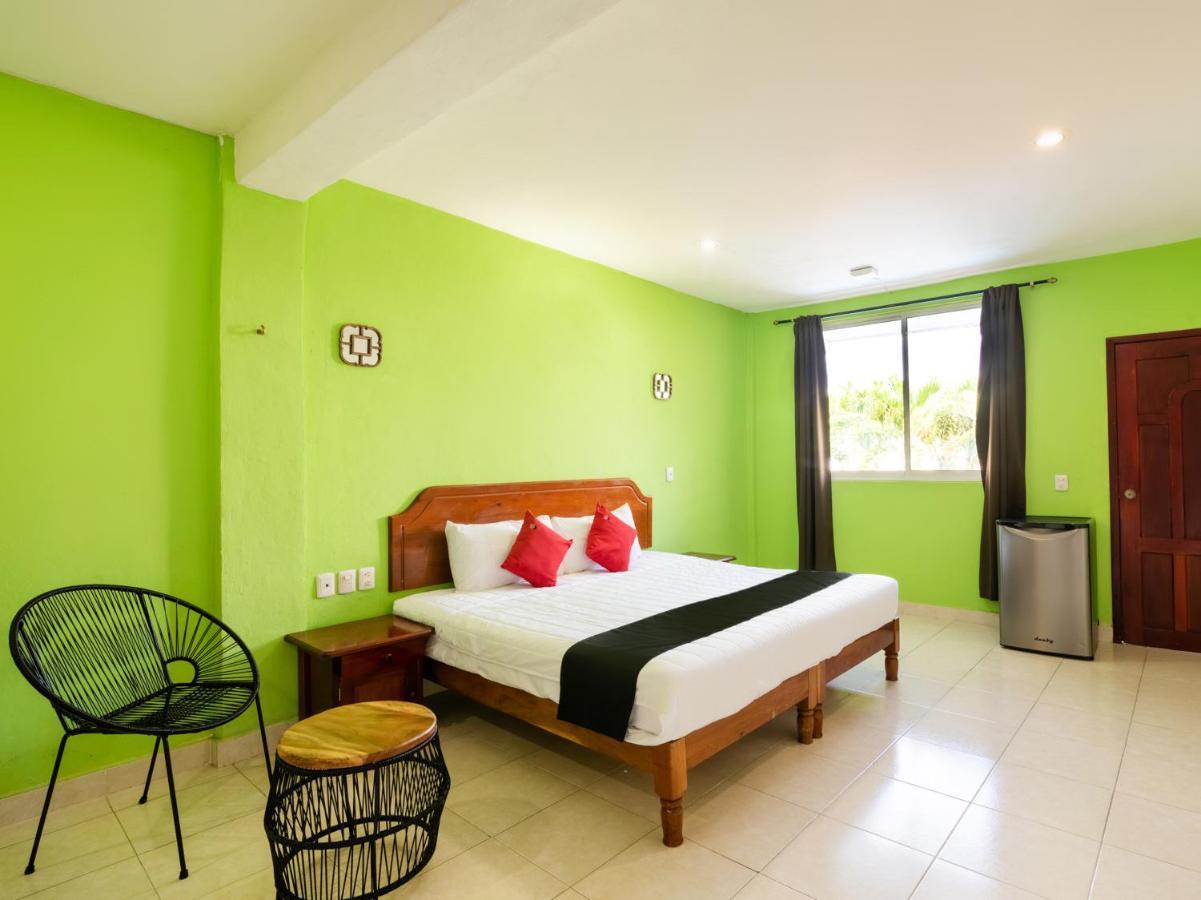 Capital O Hotel El Faisan Y El Venado Playa del Carmen Exterior foto